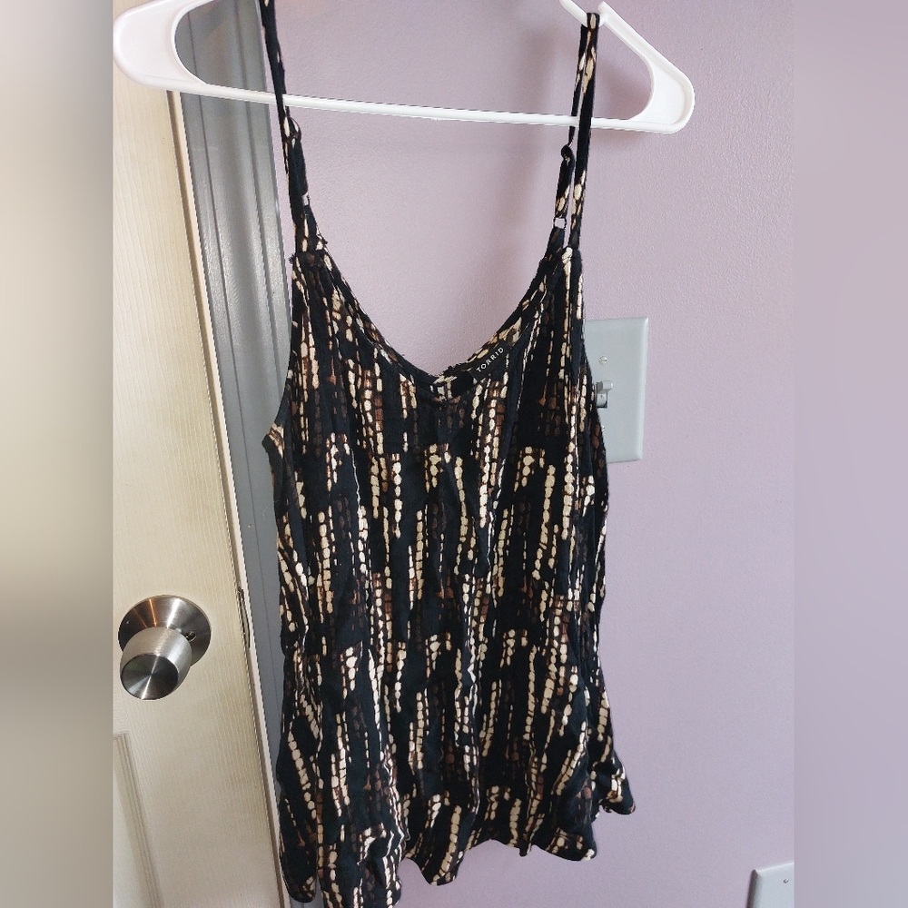 Torrid Size 0 Large Tank